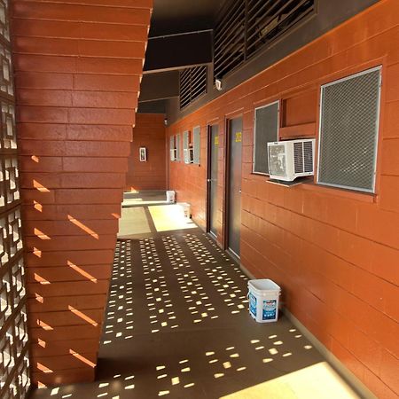 Tip Top Motel Лихуе Екстериор снимка